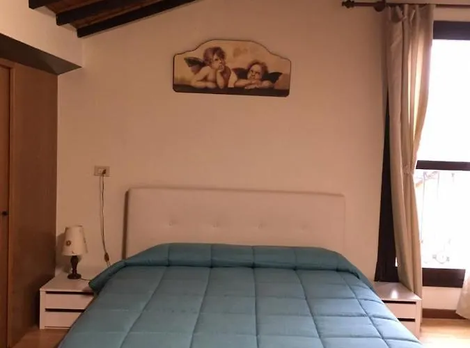 Casa Mario Lupo - And דירה *