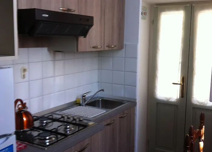 Casa Mario Lupo - And