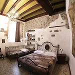 Apartment Casa Mario Lupo - And Bergamo
