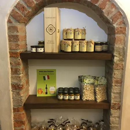 Casa Mario Lupo - And