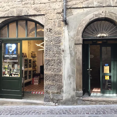 Casa Mario Lupo - And *