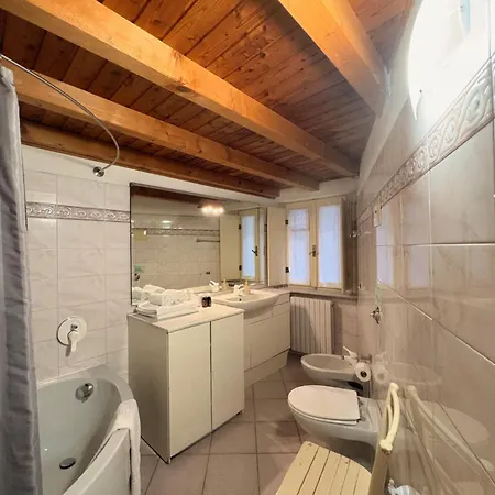Casa Mario Lupo - And * Bergamo