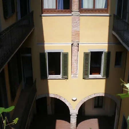 Casa Mario Lupo - And *