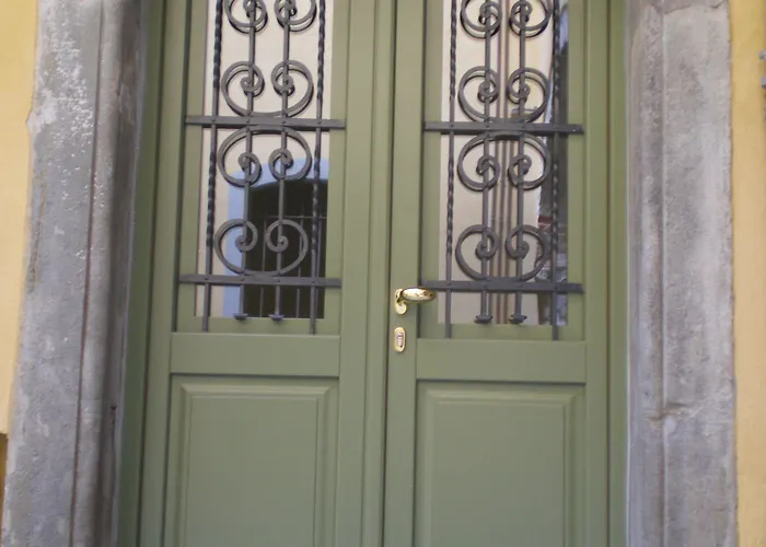 Casa Mario Lupo - And